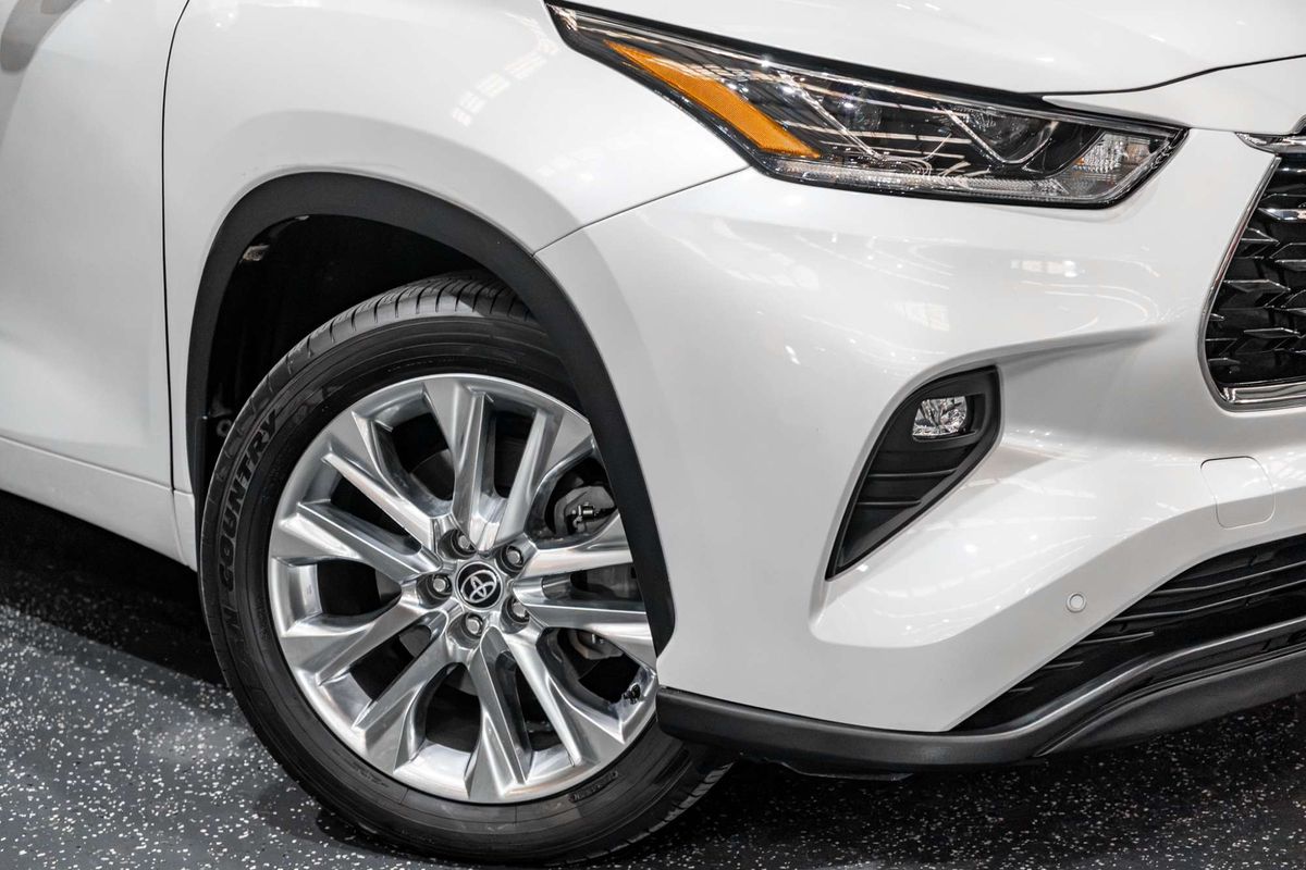 2022 Toyota Kluger Grande GSU75R