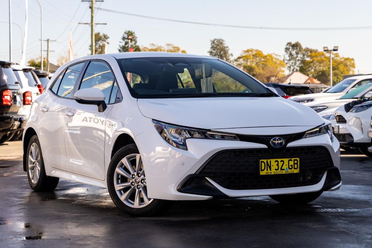 2025 Toyota Corolla Ascent Sport Hybrid ZWE219R