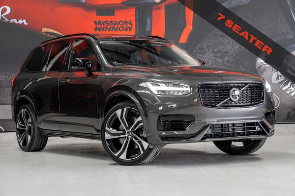 2023 Volvo XC90 Recharge Ultimate T8 Plug-In Hybrid