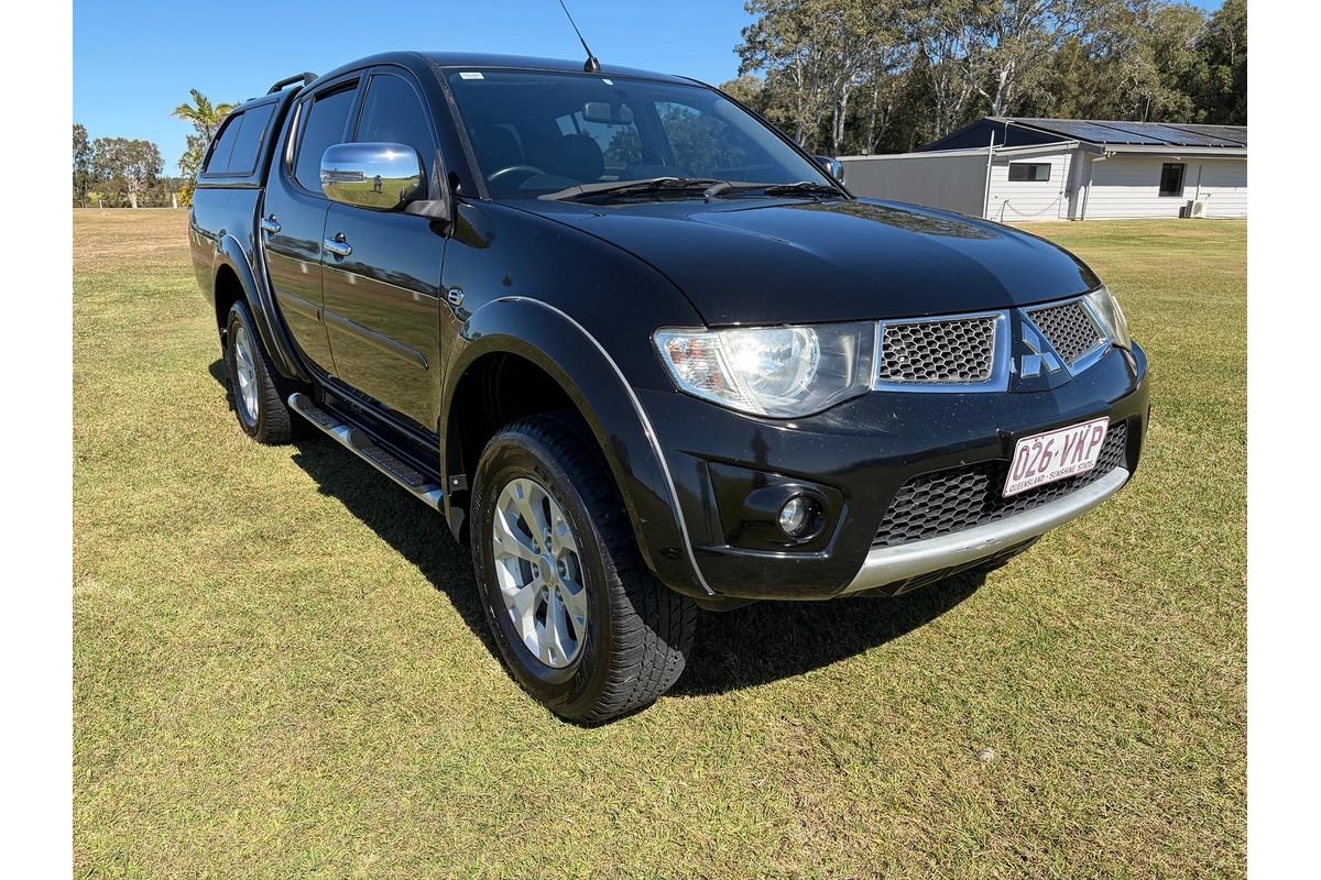 2015 Mitsubishi Triton GLX-R MN 4X4