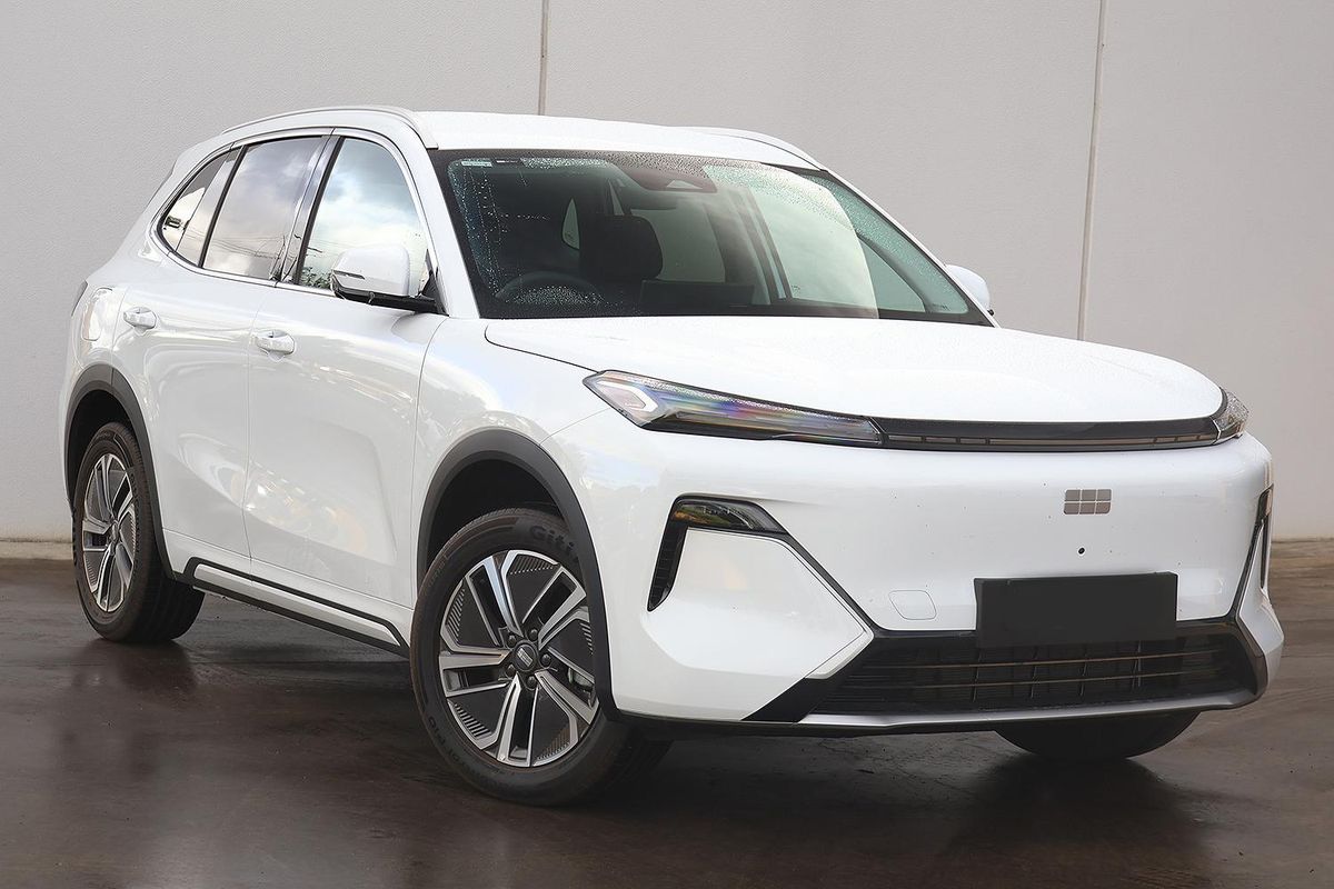 2025 Geely Starray EM-i Complete P145