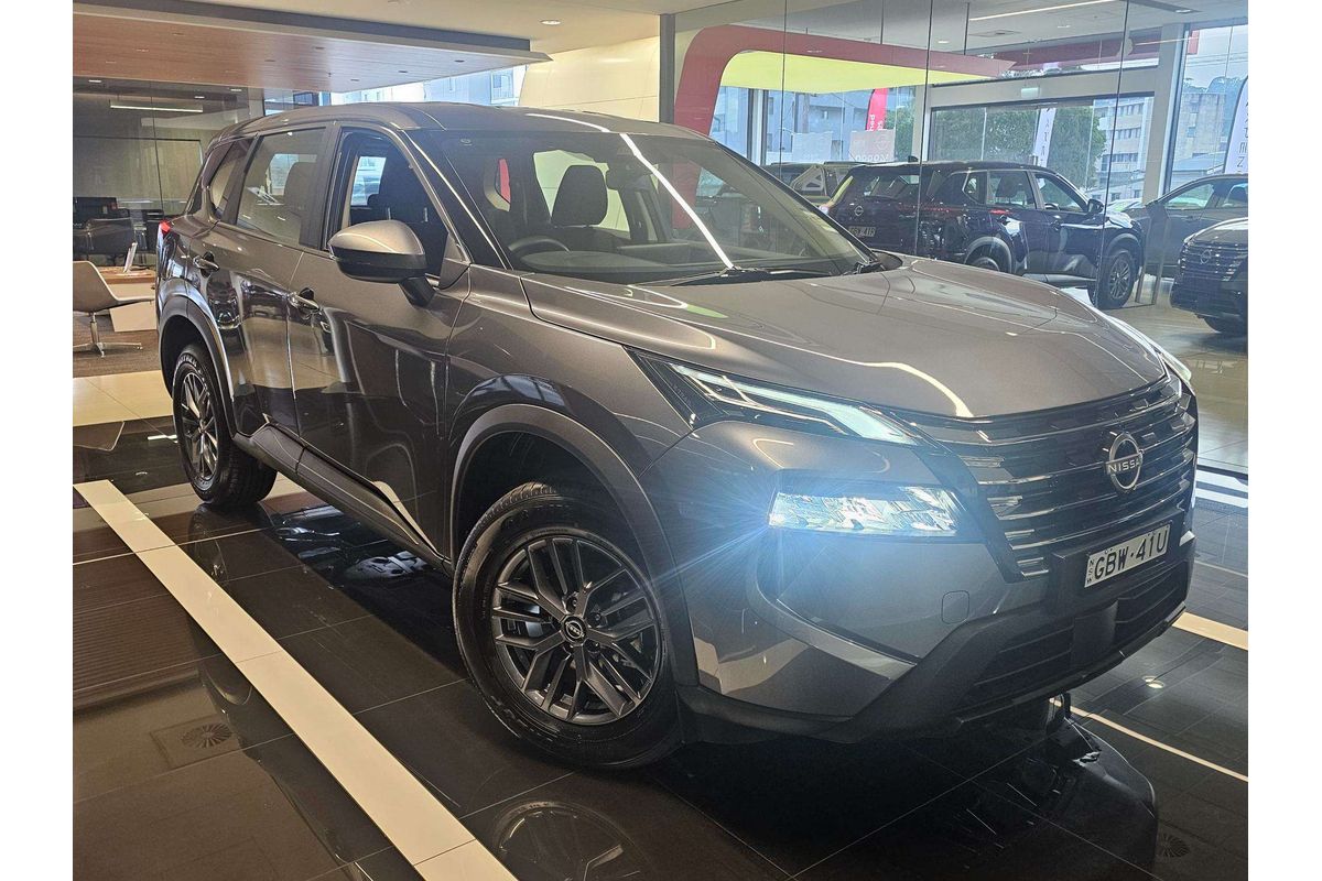 2026 Nissan X-TRAIL ST T33