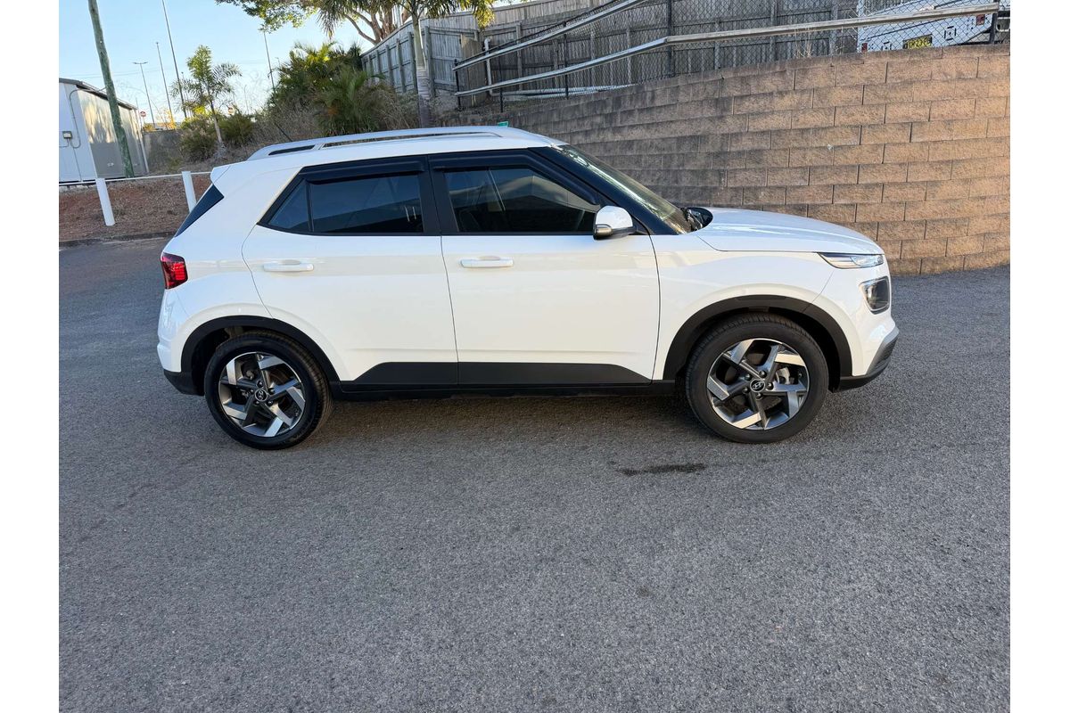 2025 Hyundai Venue Active QX.V5