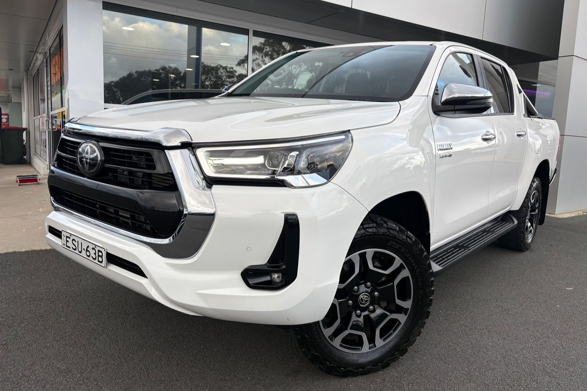 2022 Toyota Hilux SR5 GUN126R 4X4