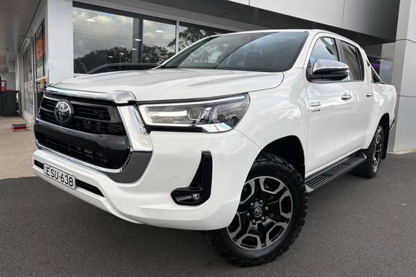 2022 Toyota Hilux SR5 GUN126R 4X4