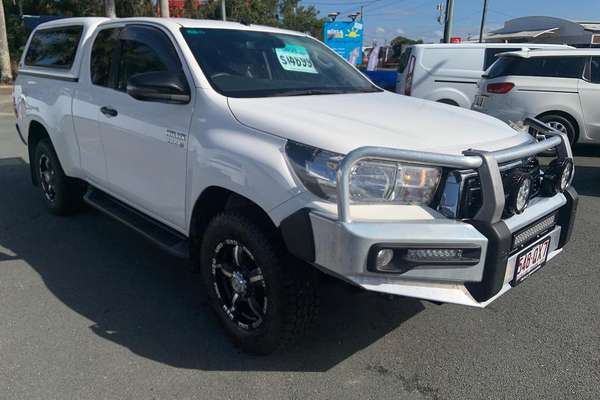 2020 Toyota Hilux SR GUN126R 4X4
