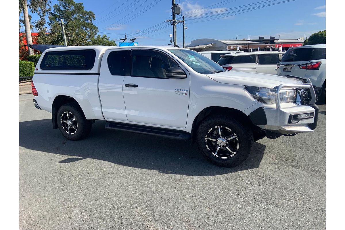 2020 Toyota Hilux SR GUN126R 4X4