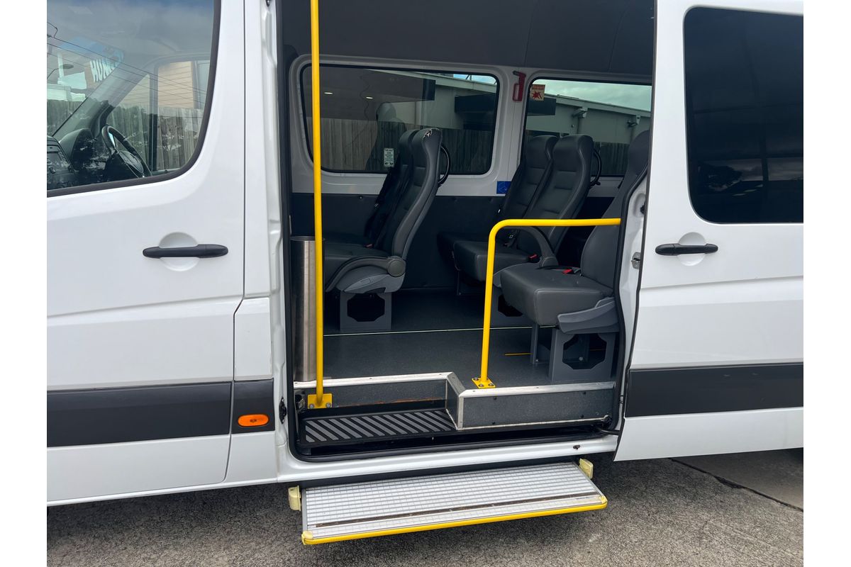 2015 Mercedes-Benz Sprinter 316CDI NCV3 LWB High Roof image 10