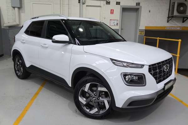 2021 Hyundai Venue Elite QX.V4