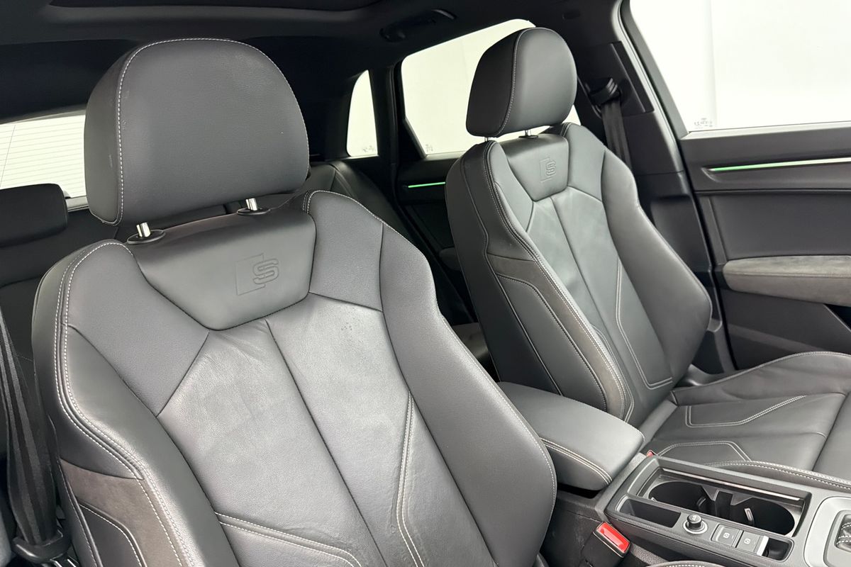 2022 Audi Q3 40 TFSI S line F3