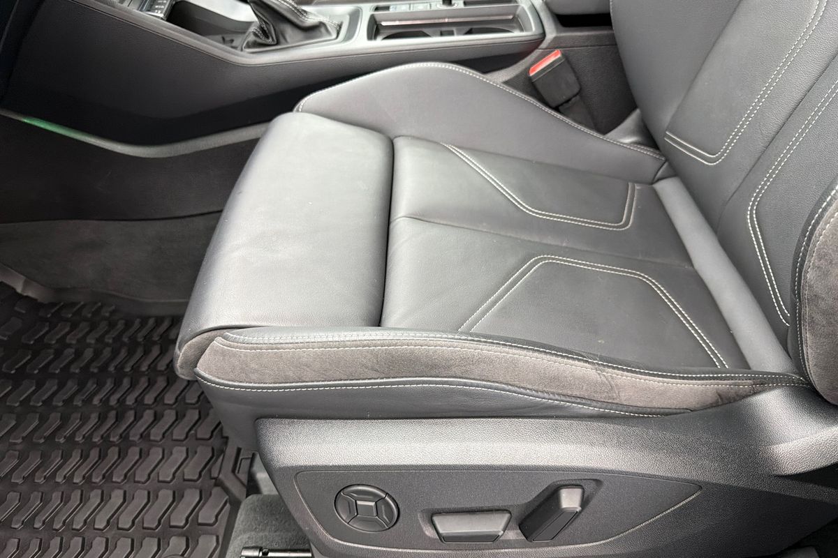 2022 Audi Q3 40 TFSI S line F3