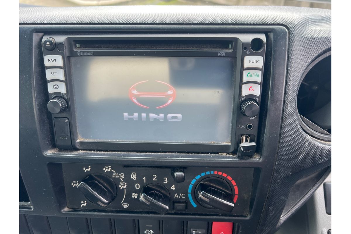 2017 Hino 300 Series 616 MWB image 12