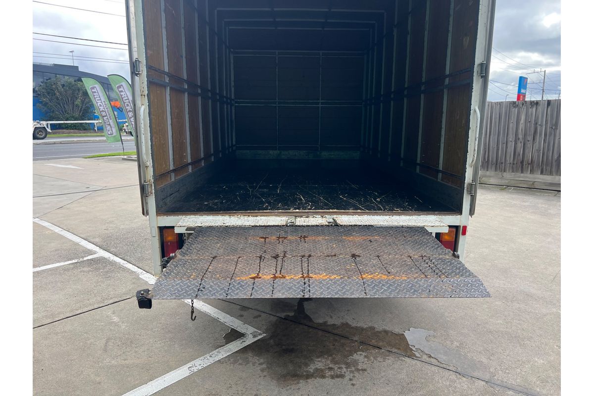 2017 Hino 300 Series 616 MWB image 20