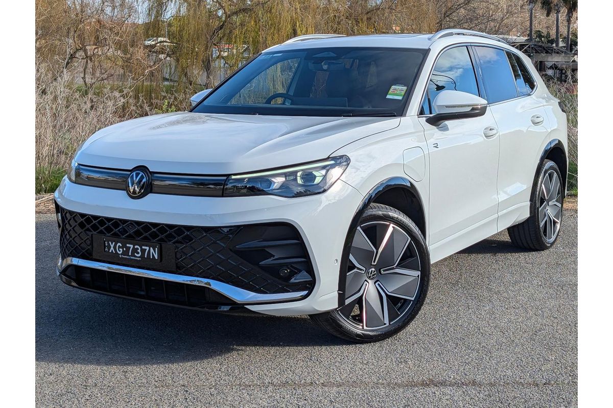 2026 Volkswagen Tiguan 200TSI eHybrid R-Line CT