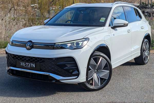 2026 Volkswagen Tiguan 200TSI eHybrid R-Line CT