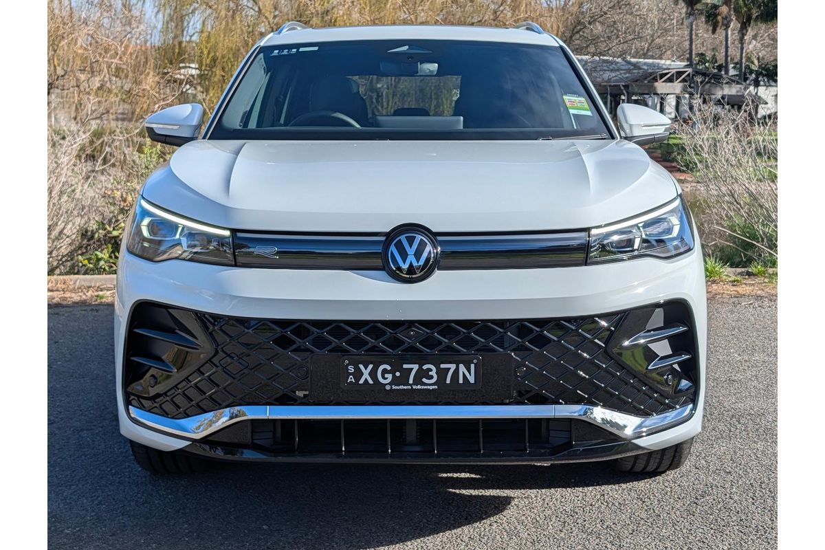 2026 Volkswagen Tiguan 200TSI eHybrid R-Line CT