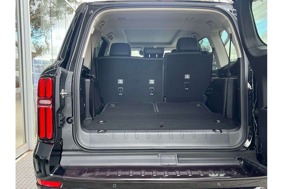 2026 GWM Tank 500 Ultra Hi4-T PHEV P03