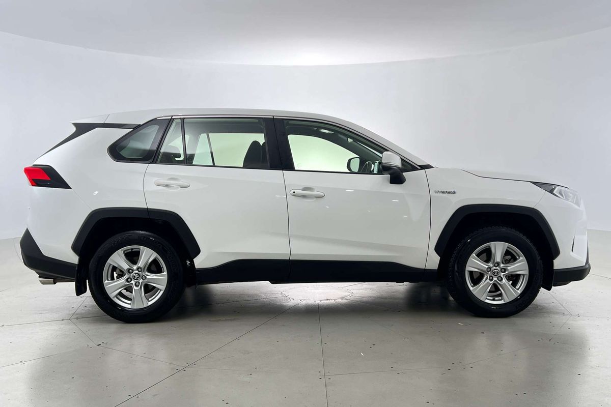 2021 Toyota RAV4 GX AXAH52R