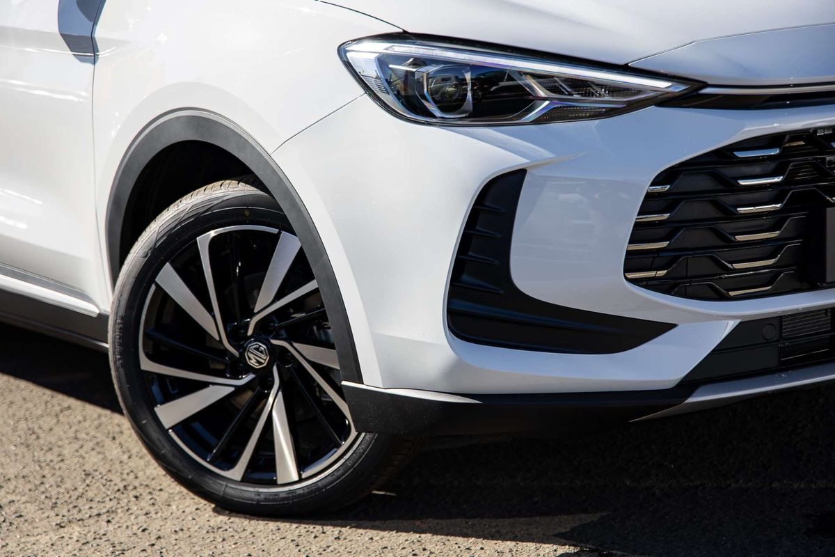 2026 MG ZS Essence Hybrid+ ZS32
