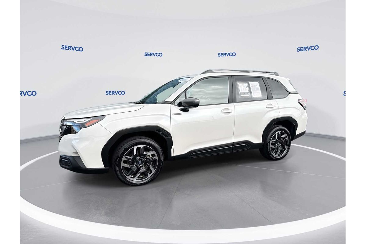 2025 Subaru Forester Premium Hybrid