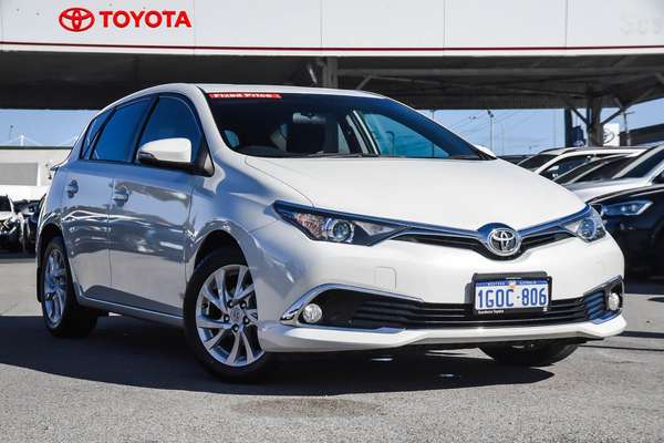 2018 Toyota Corolla Ascent Sport ZRE182R