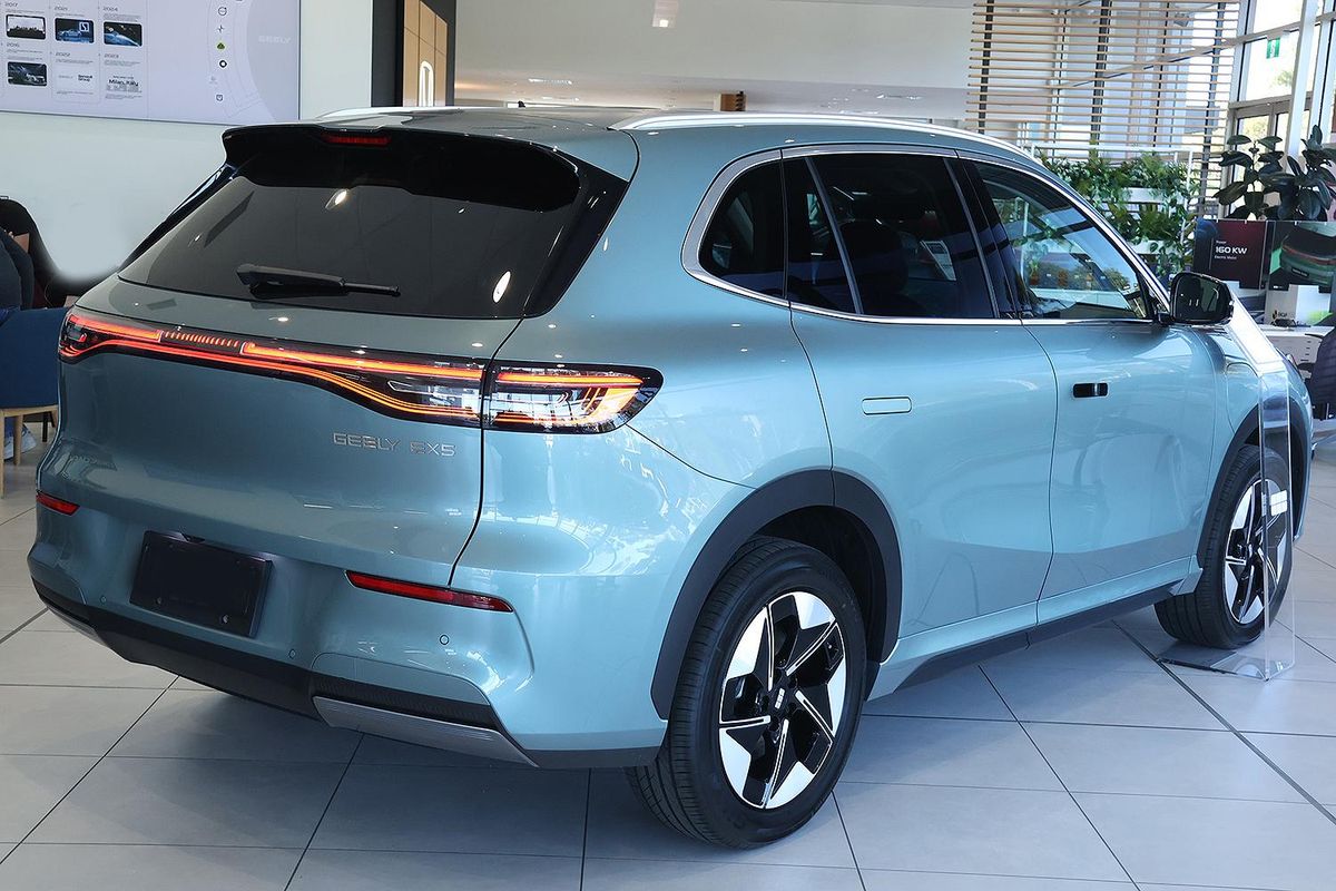 2026 Geely EX5 Complete Extended Range E245