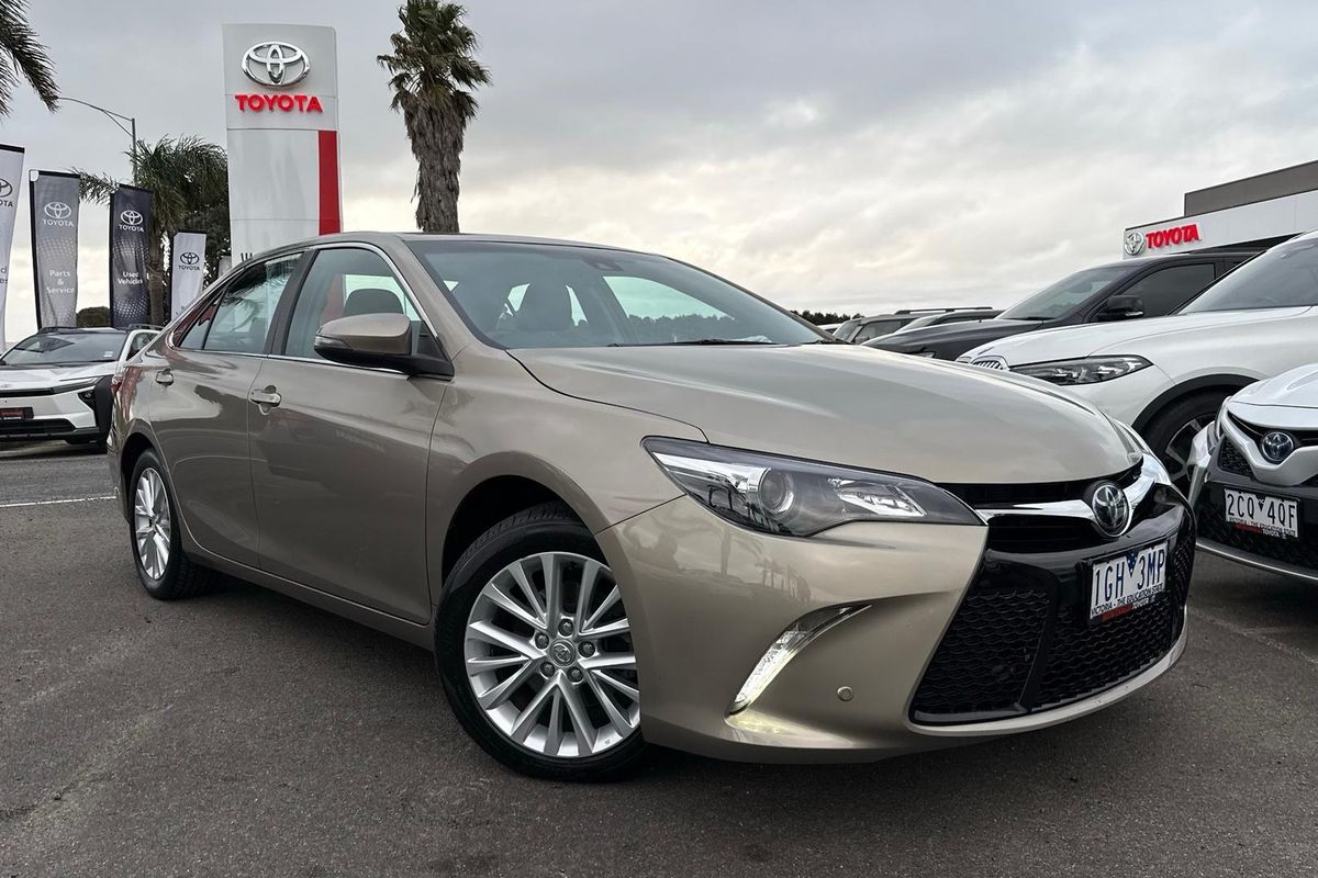 2015 Toyota Camry Atara SL ASV50R