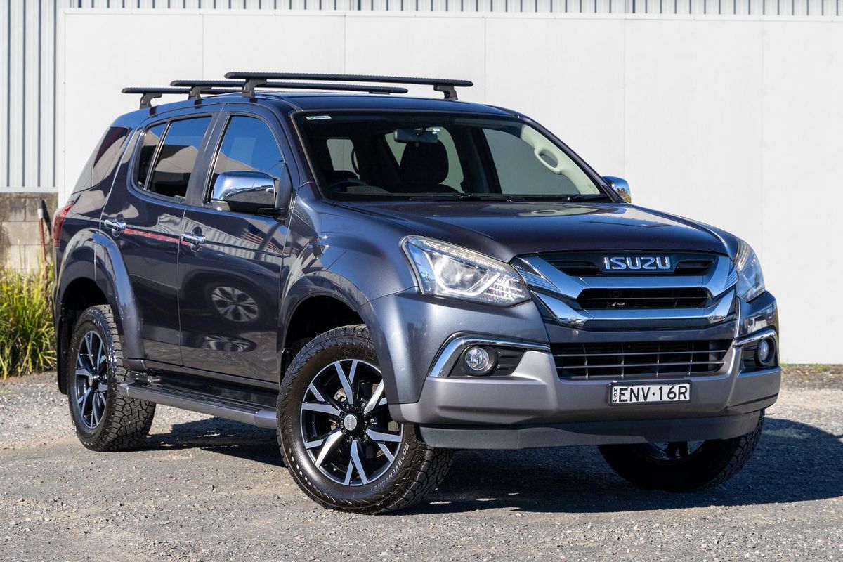 2021 Isuzu MU-X LS-U