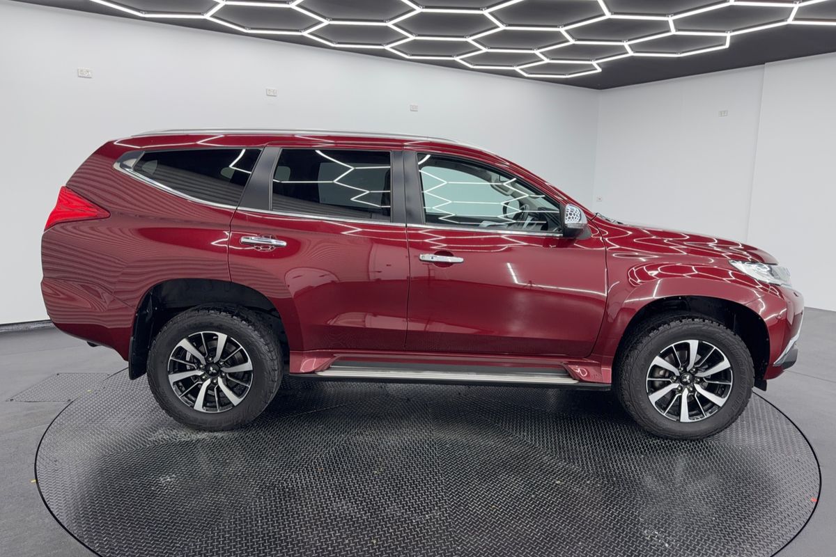 2017 Mitsubishi Pajero Sport Exceed QE