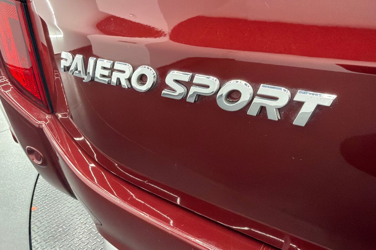 2017 Mitsubishi Pajero Sport Exceed QE