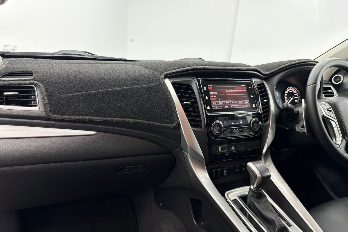 2017 Mitsubishi Pajero Sport Exceed QE