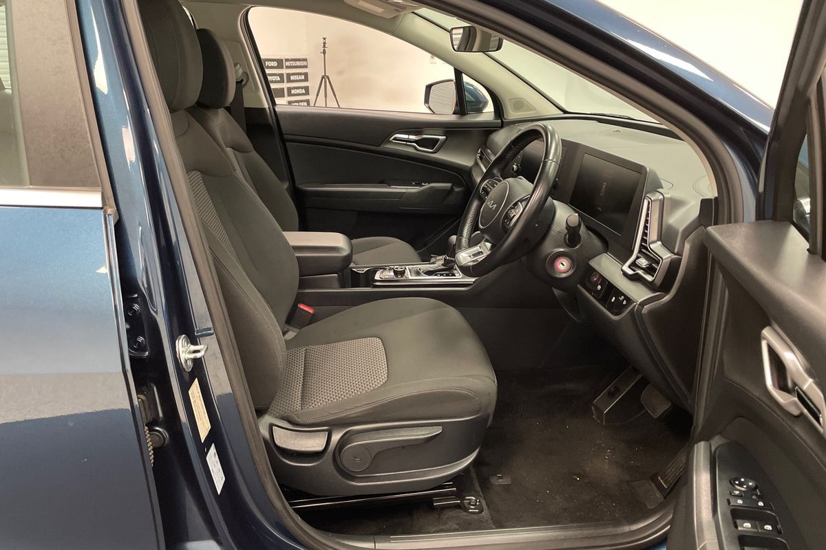 2024 Kia Sportage S NQ5