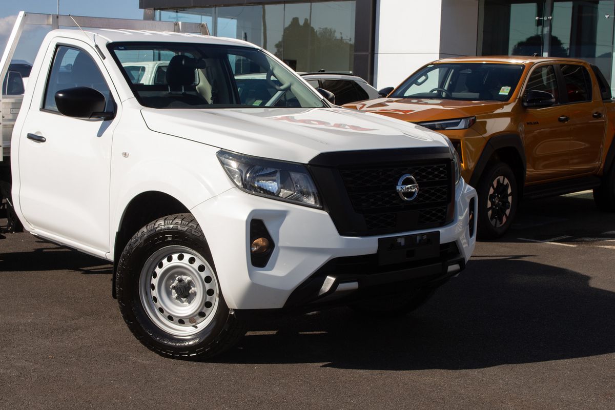 2021 Nissan Navara SL D23 Rear Wheel Drive