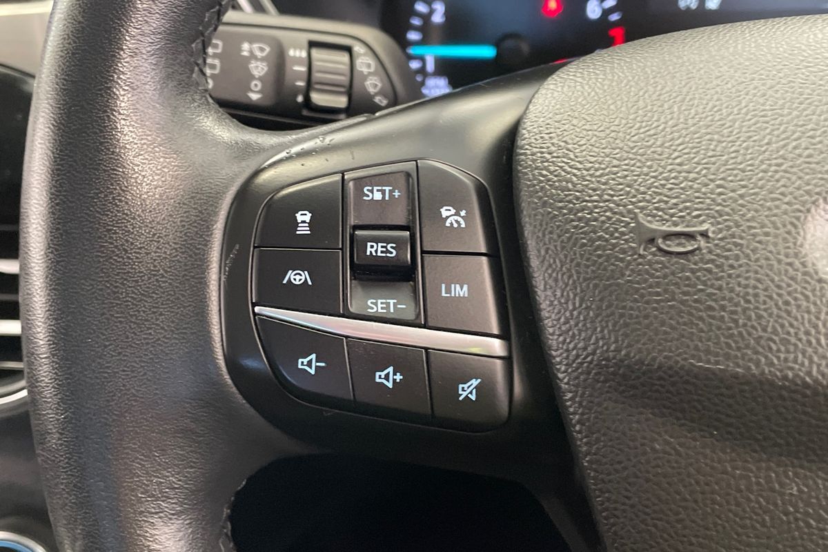 2020 Ford Escape ST-Line ZH