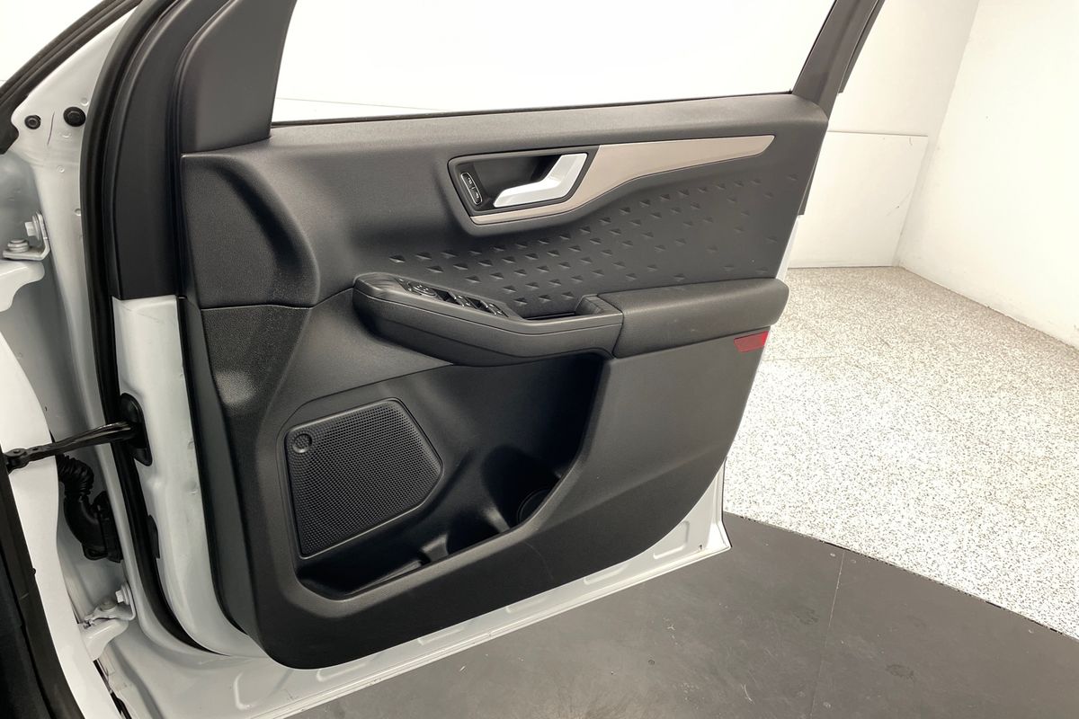 2020 Ford Escape ST-Line ZH