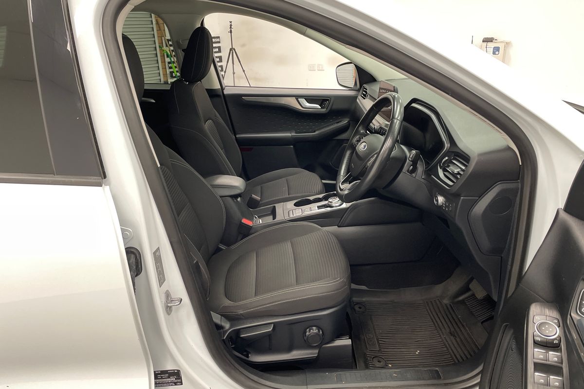 2020 Ford Escape ST-Line ZH