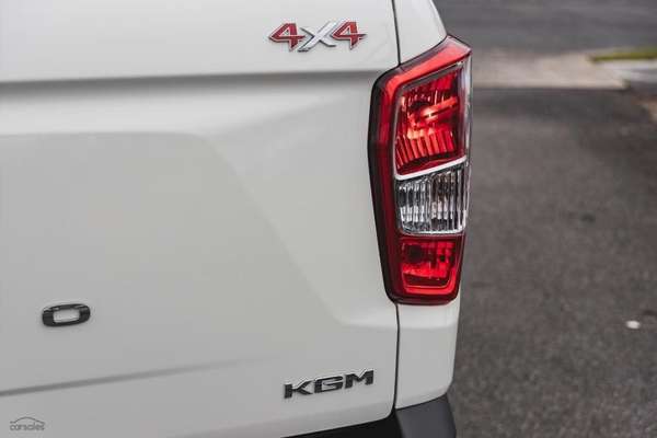 2026 KGM Musso Advance Q261 4X4 thumb-2