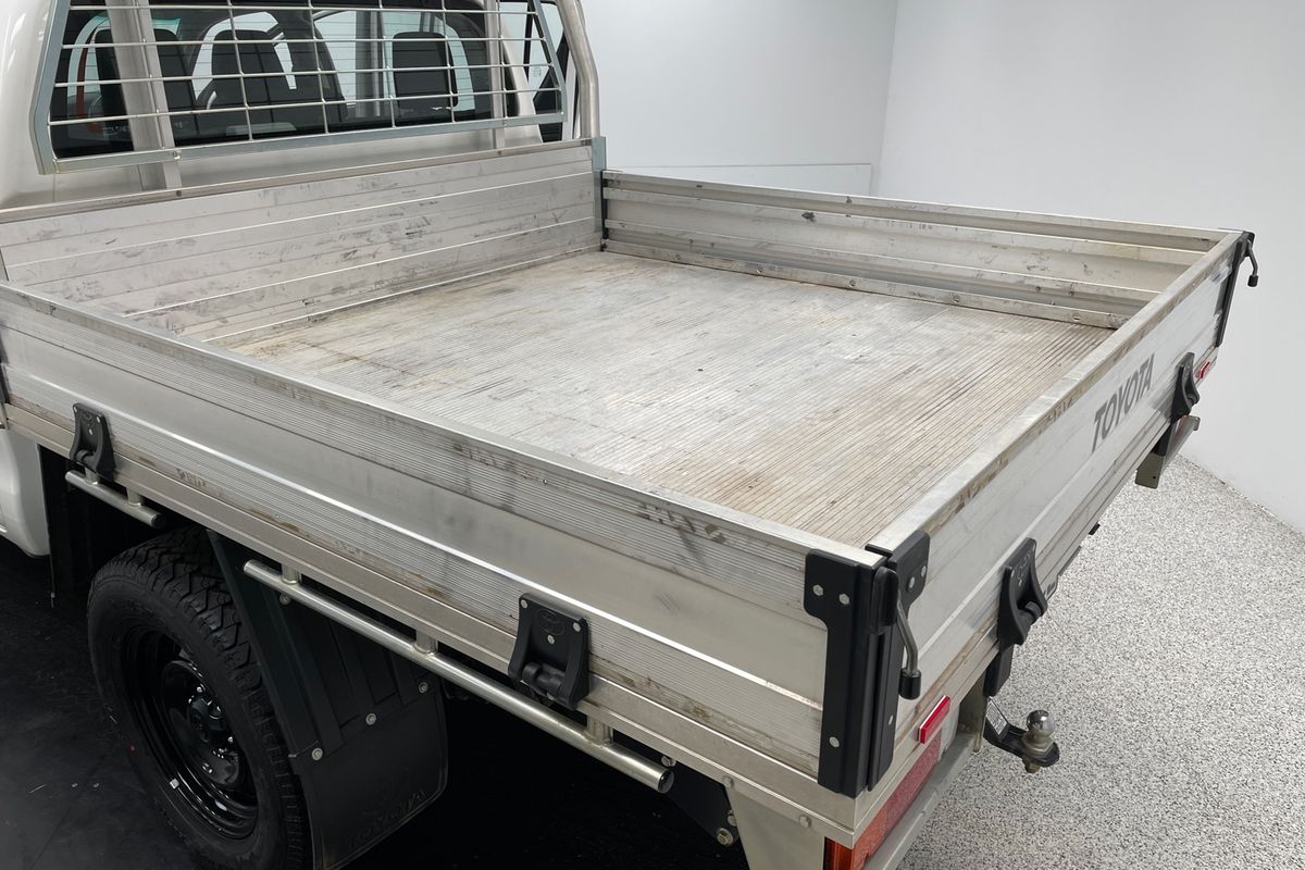 2025 Toyota Hilux Workmate GUN125R 4X4