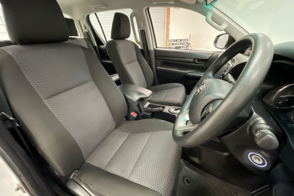 2025 Toyota Hilux Workmate GUN125R 4X4