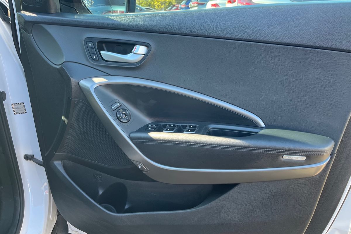 2015 Hyundai Santa Fe SR DM2