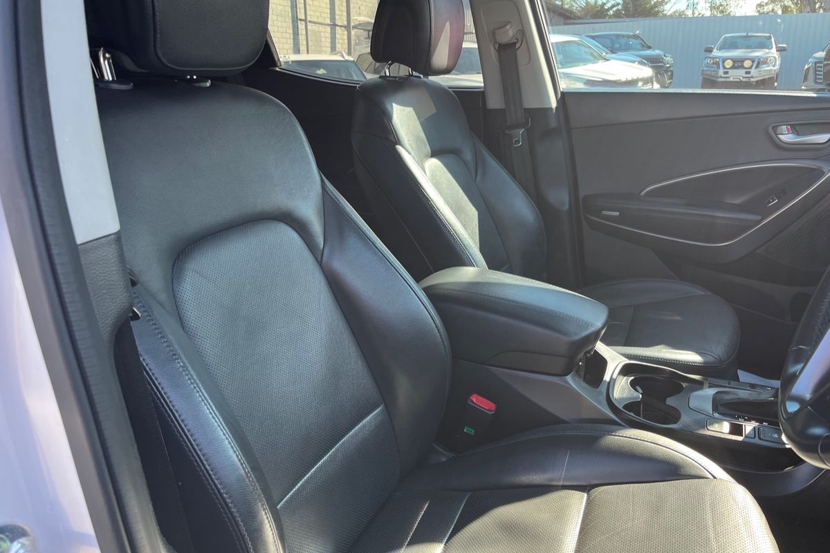 2015 Hyundai Santa Fe SR DM2