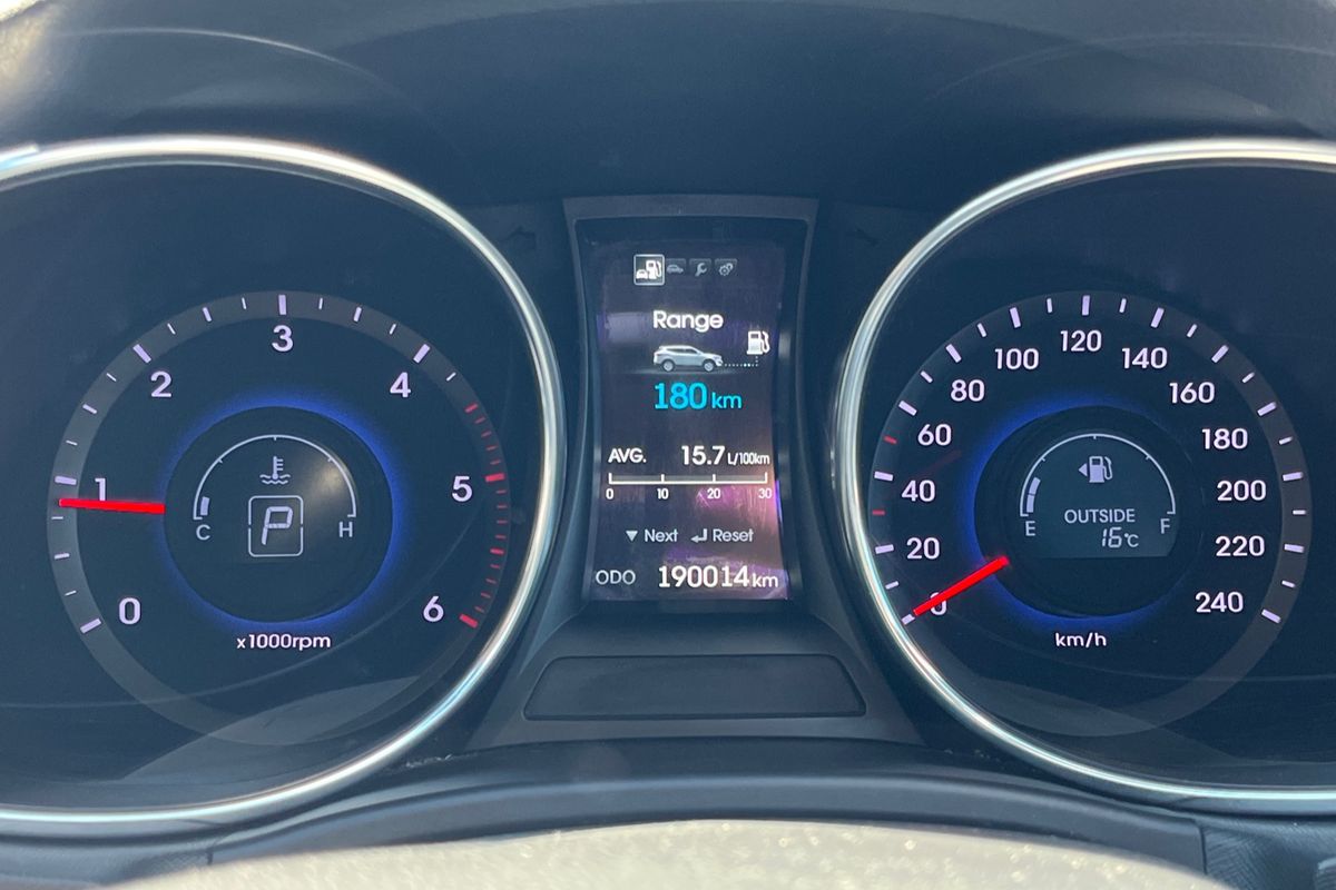 2015 Hyundai Santa Fe SR DM2