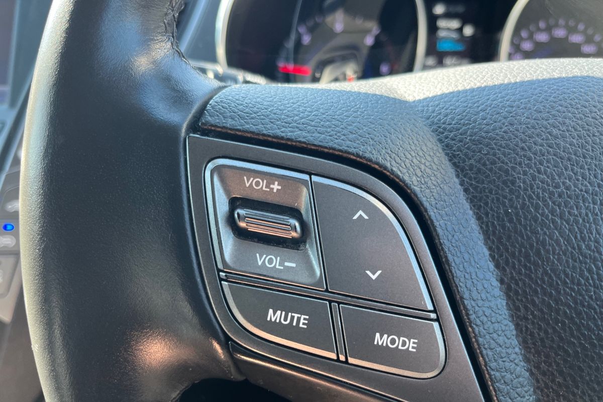 2015 Hyundai Santa Fe SR DM2