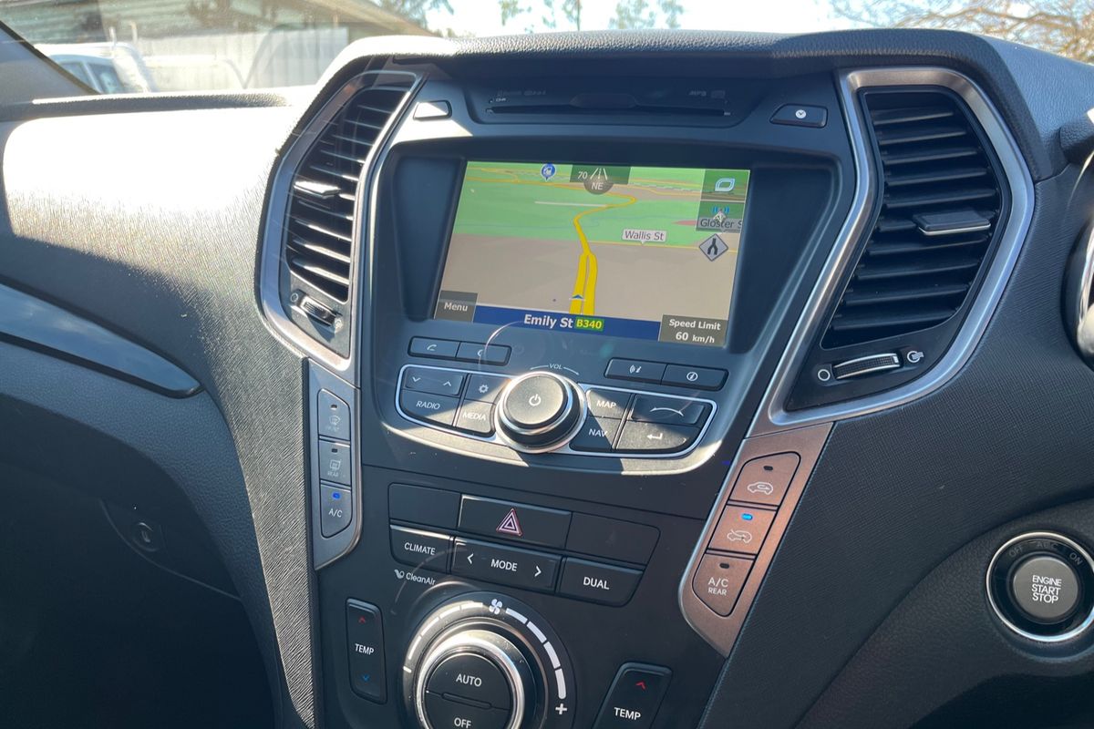 2015 Hyundai Santa Fe SR DM2