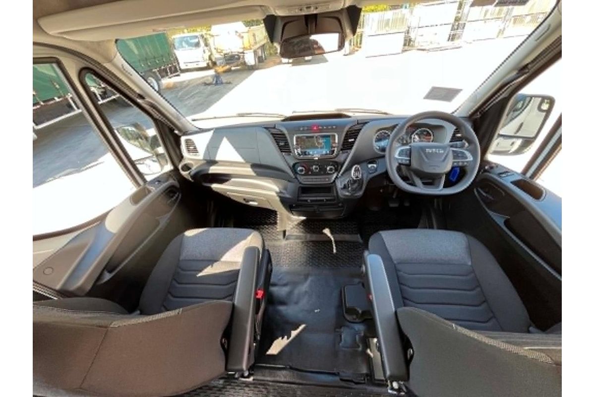 2025 IVECO Daily 45C18 Tradie Made image 21