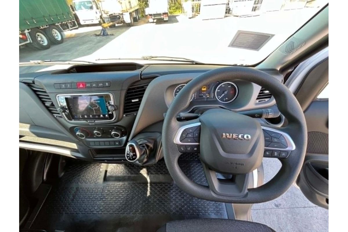 2025 IVECO Daily 45C18 Tradie Made image 24