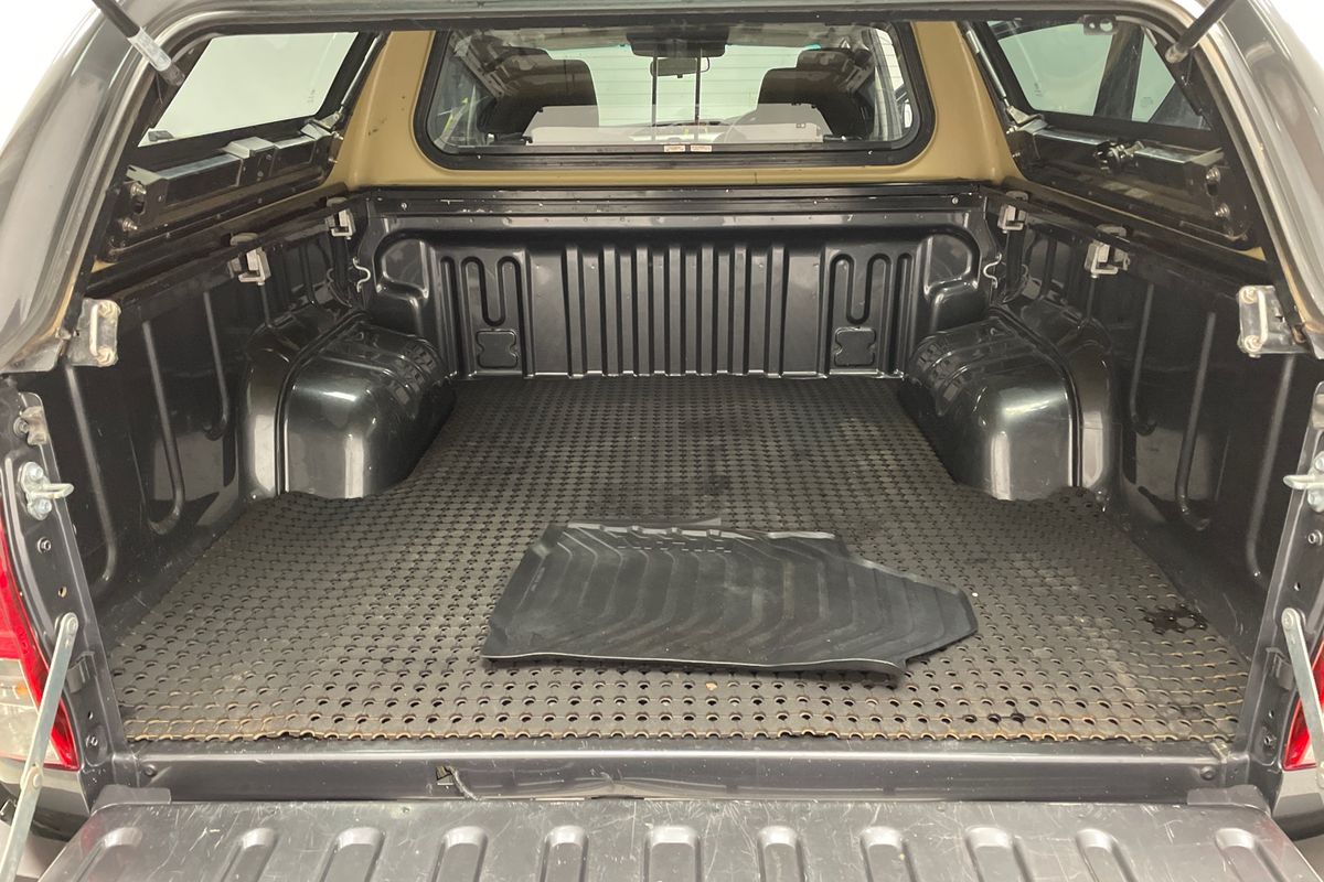 2016 Toyota Hilux SR5 GUN126R 4X4