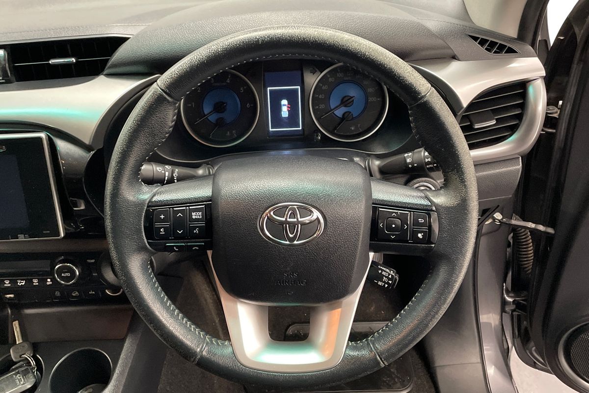 2016 Toyota Hilux SR5 GUN126R 4X4