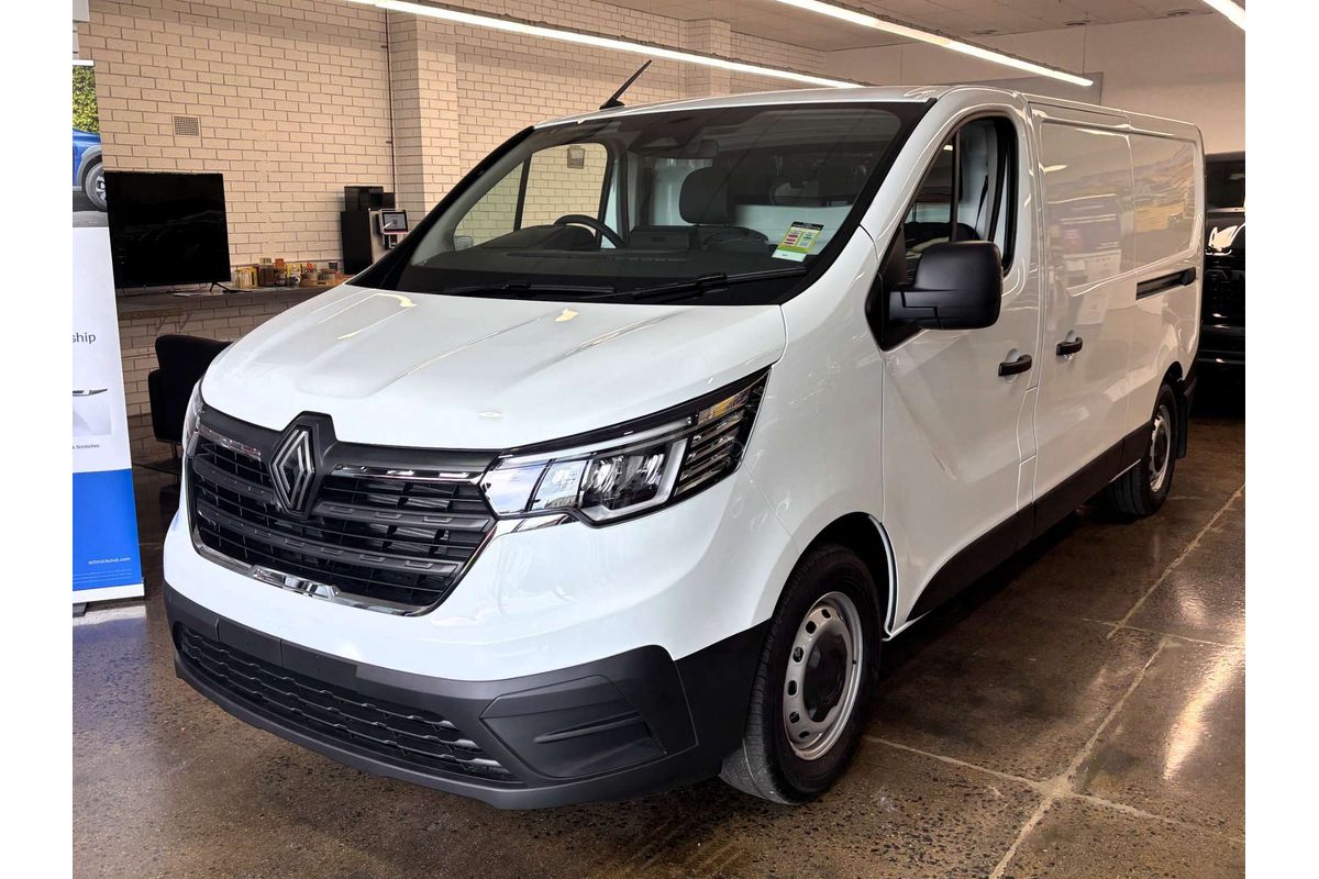 2026 Renault Trafic Pro X82 SWB Low Roof