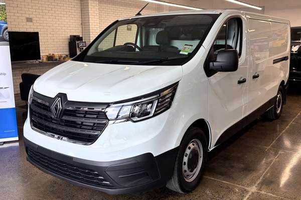 2026 Renault Trafic Pro X82 SWB Low Roof